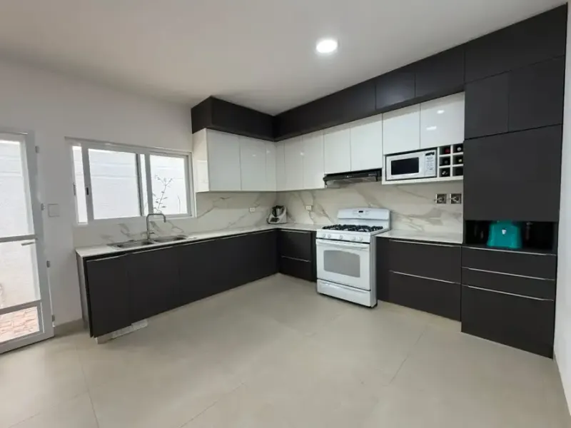 Foto 4 de Casa a Estrenar en Cond. Bosques de La Colina