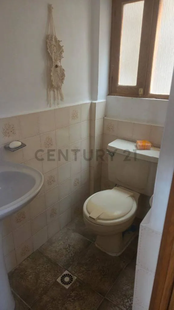 Foto 5 de Hermosa casa amplia y céntrica en venta