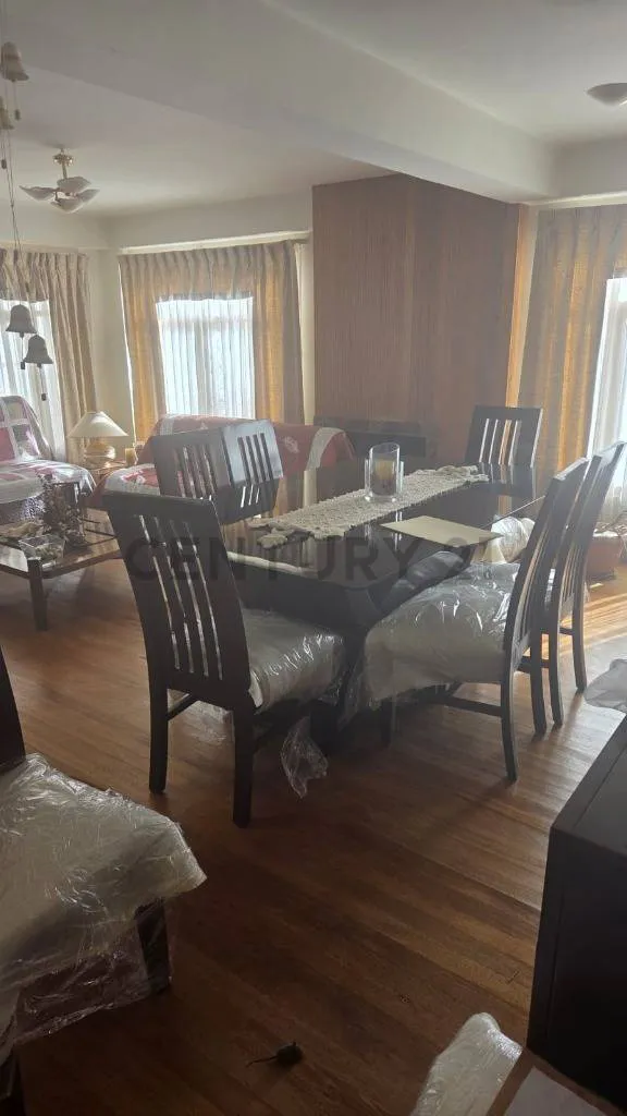 Foto 3 de Hermosa casa amplia y céntrica en venta