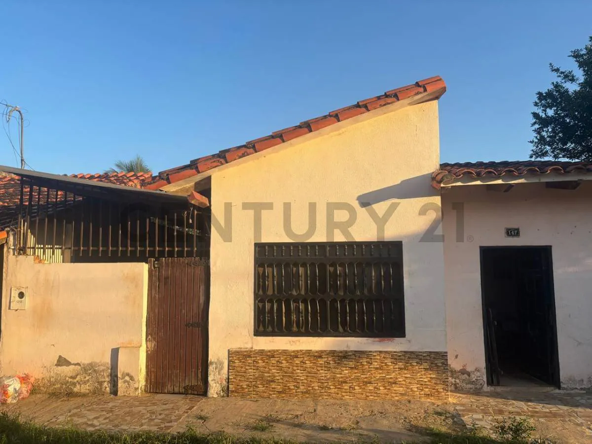 Foto 2 de Casa en Venta en zona de crecimiento y comercial