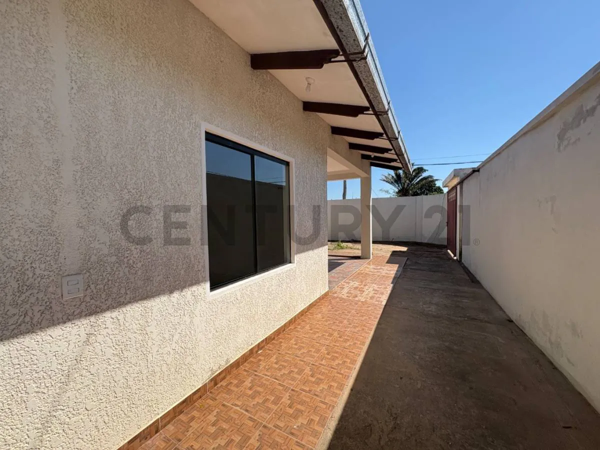 Foto 3 de Casa en Venta – en Esquina Km 12 Doble Vía La Guardia