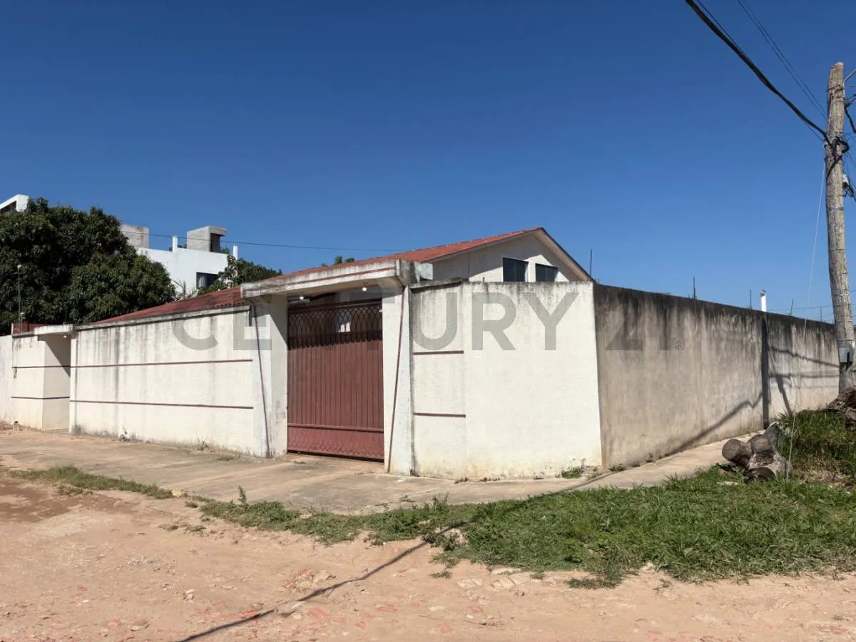 Foto 2 de Casa en Venta – en Esquina Km 12 Doble Vía La Guardia