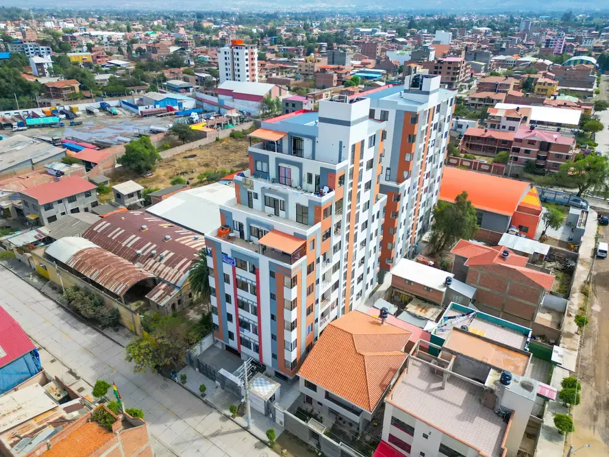 Foto 3 de Departamento 3 Dormitorios en Venta Zona Sumumpaya