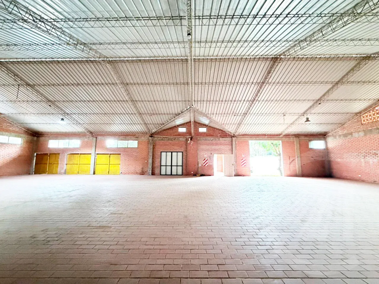 Foto 2 de Galpón Con Oficinas En Venta Zona Norte
