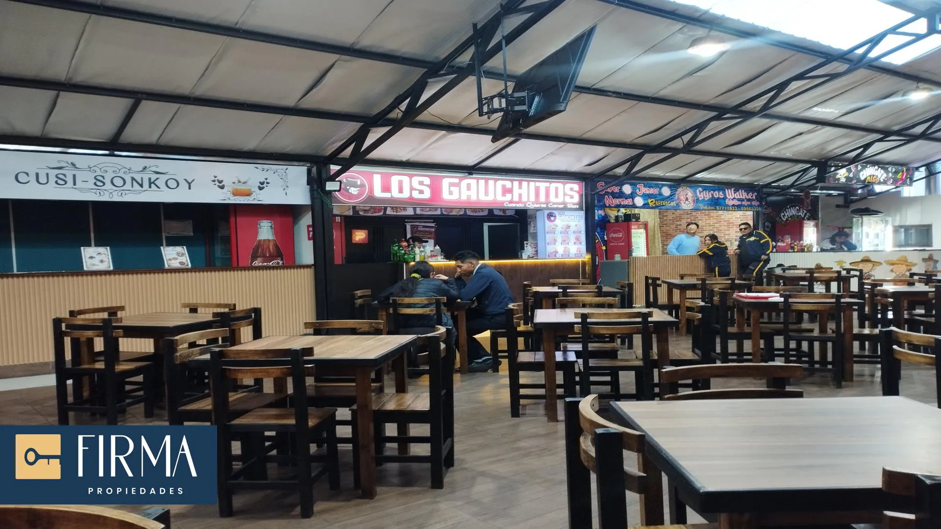 Foto 5 de Alquila Este Local Comercial Dentro de Patio de Comidas