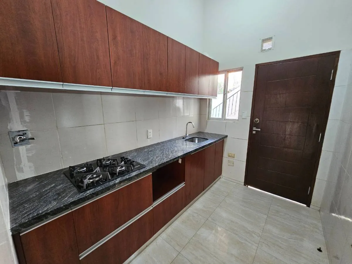 Foto 4 de CASA EN VENTA