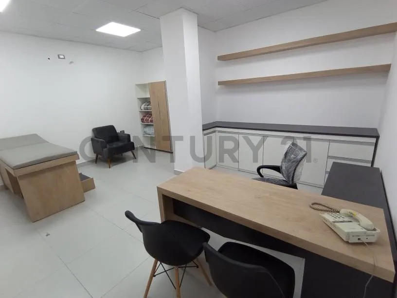 Foto 4 de En Venta Hermoso Consultorio a Estrenar en Moderno Edificio Medico