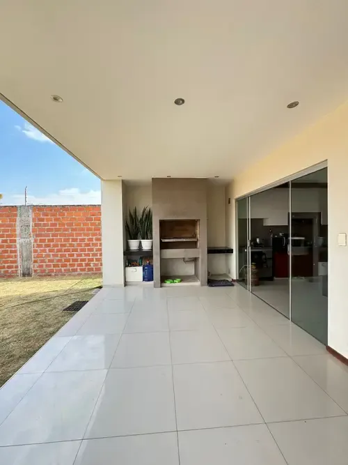 Foto 1 de ✨🏡 Hermosa Casa en Venta en Montero – Sobre Avenida 🏡✨