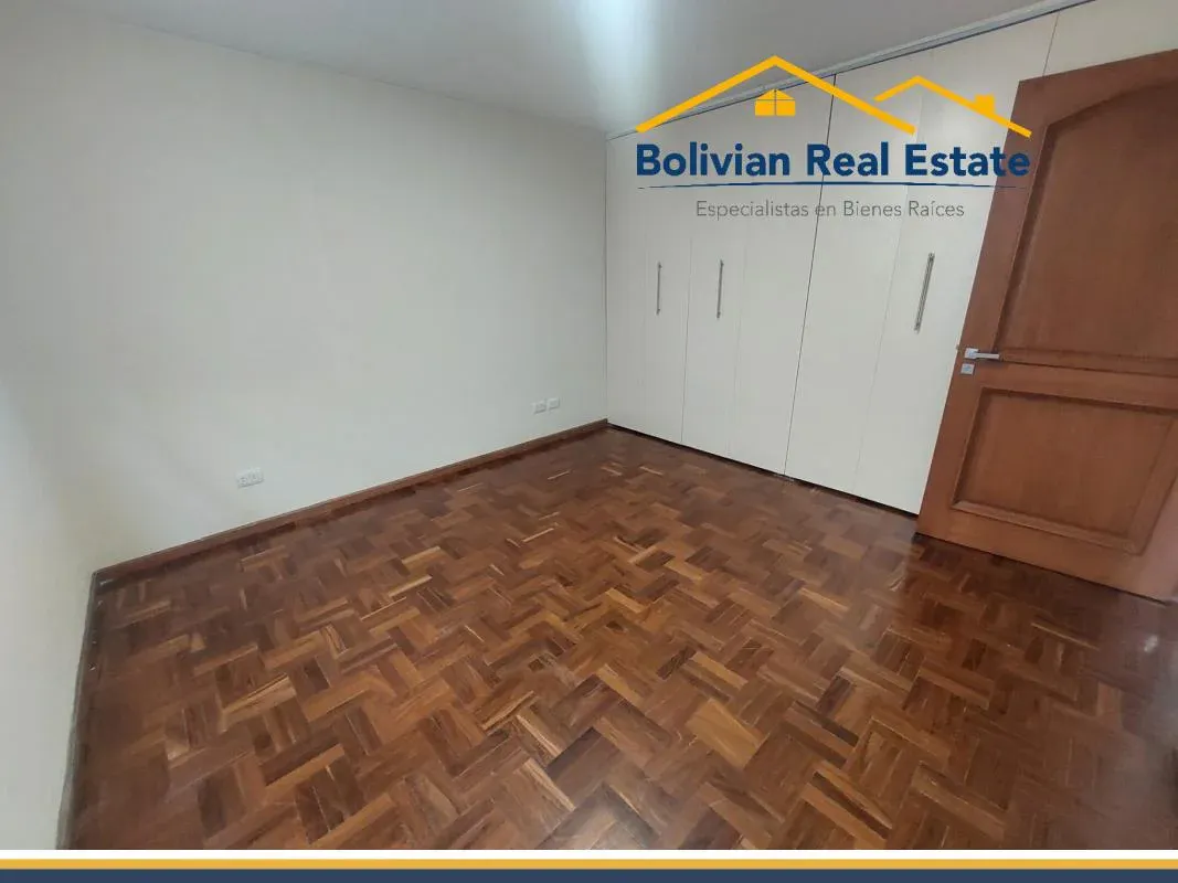Foto 2 de Bonita y Moderna Casa en Venta – La Florida