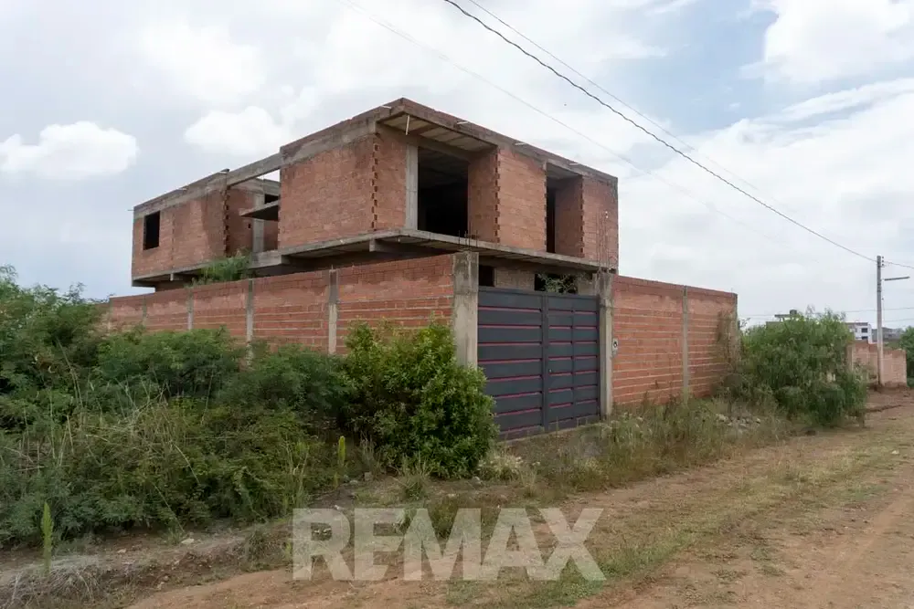 Foto 3 de 🏡 Casa en Venta en Obra Gruesa – El Abra, Sacaba