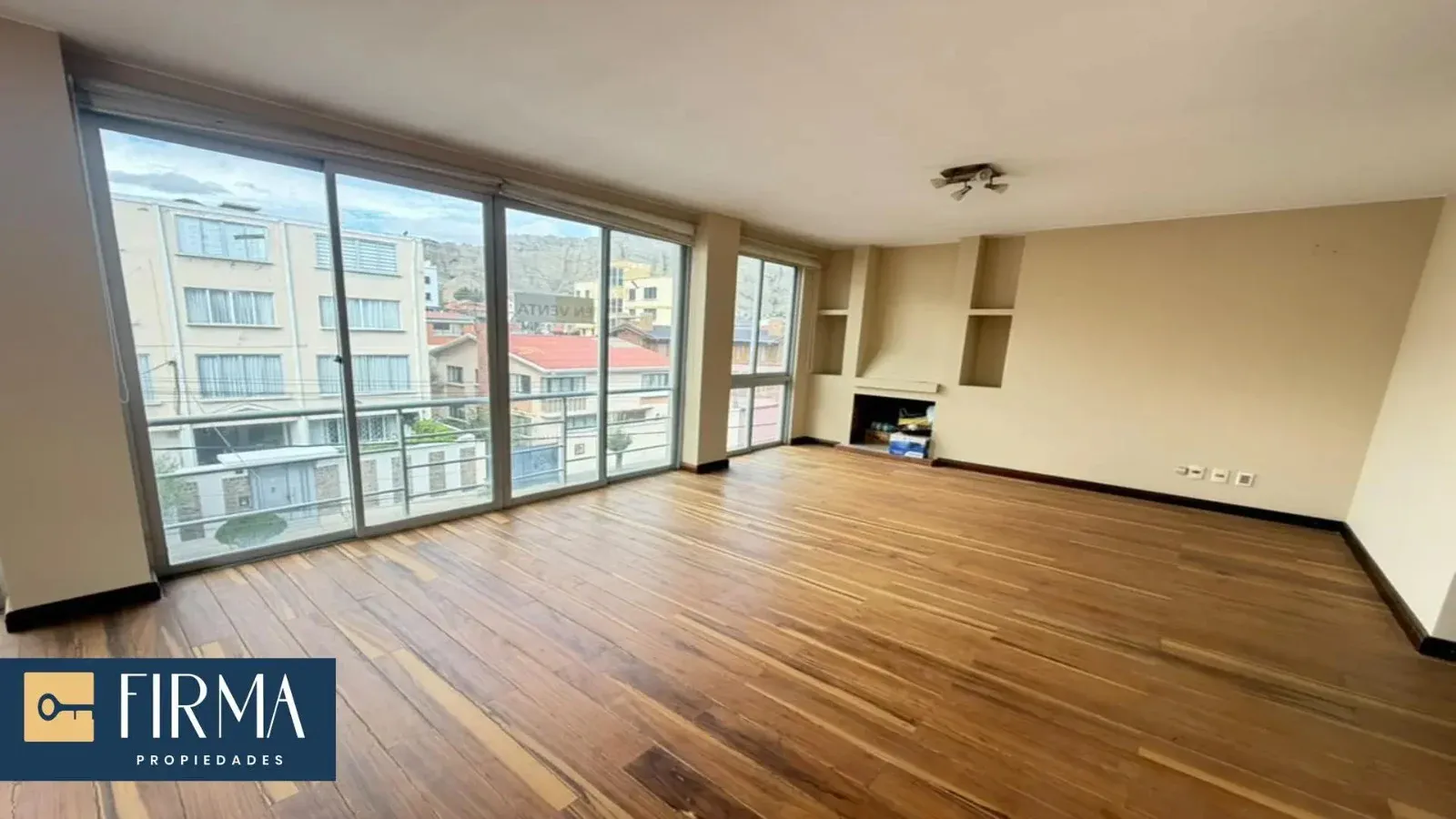 Foto 2 de Departamento en Venta en Achumani