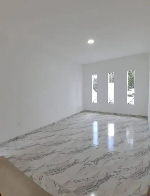 Foto 3 de Casa a Estrenar en Venta en Zona Este
