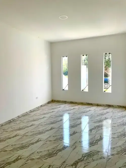 Foto 9 de Casa a Estrenar en Venta en Zona Este