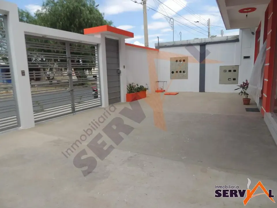 Foto 3 de Edificio en Venta Sobre Avenida Final Tadeo Haenke