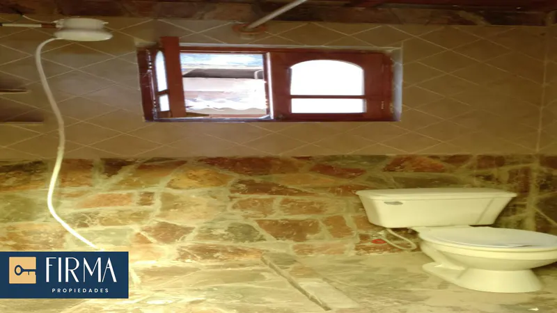 Foto 11 de Alquila Este Terreno con Vivienda en Mallasa