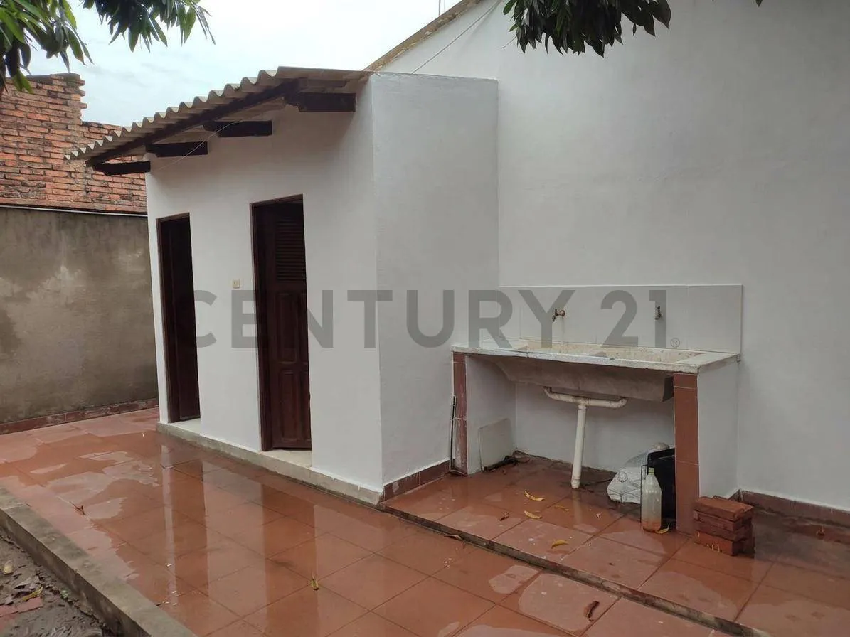 Foto 8 de Casa en Anticretico en Warnes Zona Barrio Pil al Frente de la Plazuela