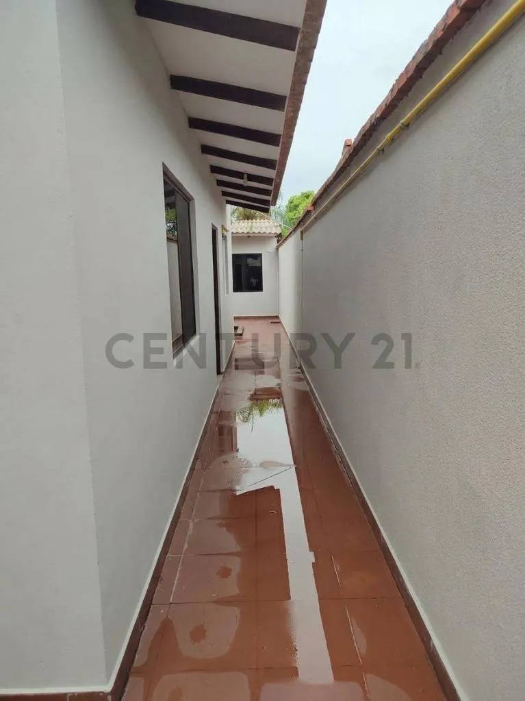 Foto 5 de Casa en Anticretico en Warnes Zona Barrio Pil al Frente de la Plazuela