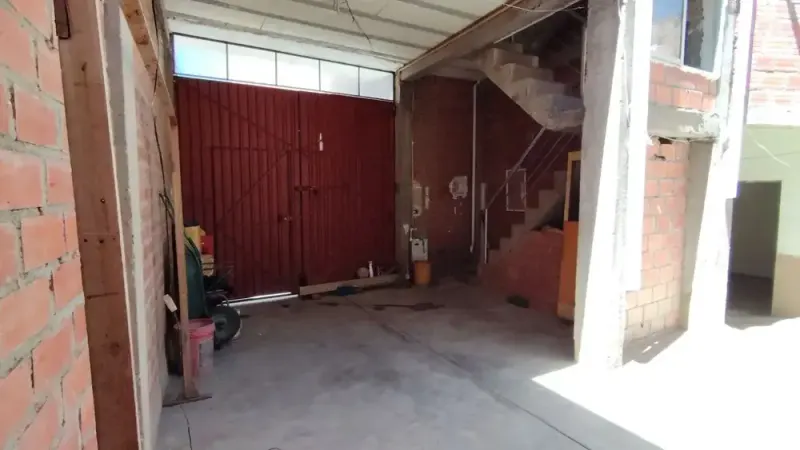 Foto 10 de Casita como terreno en venta Pampahasi calle 19 200m2