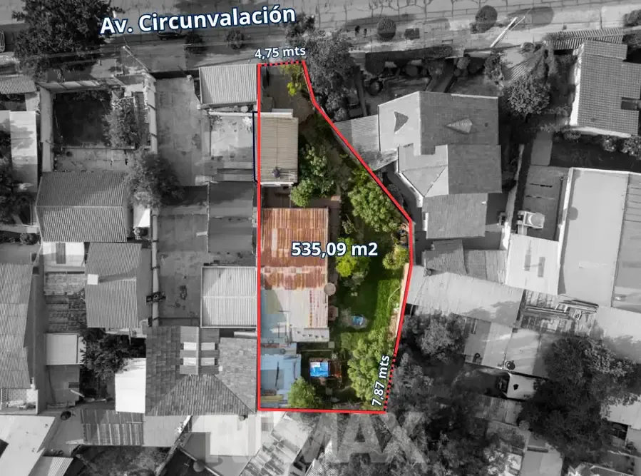 Foto 1 de Propiedad con doble acceso sobre la Av. Circunvalación