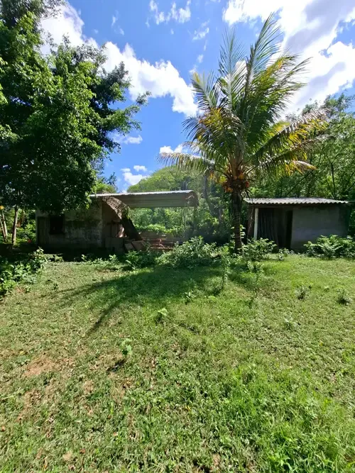 Foto 8 de Terreno en venta de 38.282,75 m² en Tiquipaya, El Torno, sobre carretera