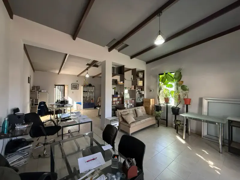 Foto 14 de Ultimo Terrenos en Venta en Esquina Sobre Av. Ingavi – Inversión Estratégica