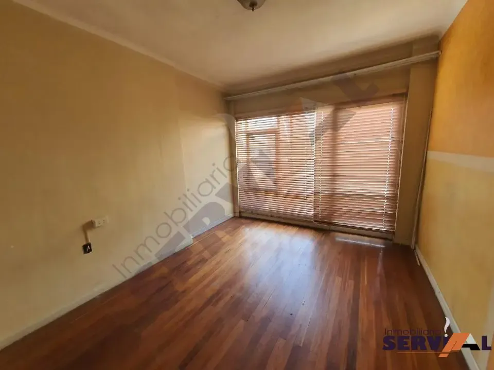 Foto 4 de Casa en Alquiler Ideal para Empresas, Restaurantes u Otro Inmediaciones de La Plazuela Quintanilla