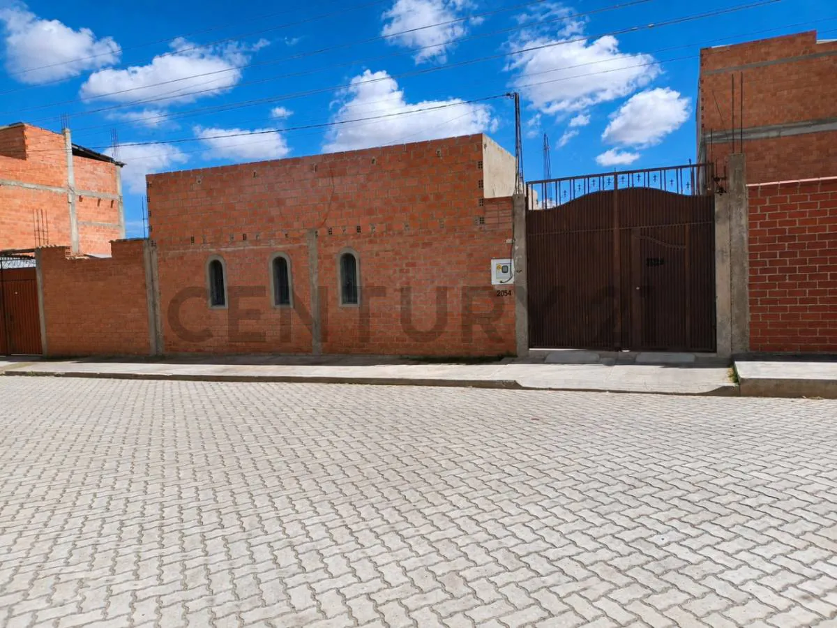 Foto 1 de Casa en venta de 200 m² Detrás del Hospital del Sur