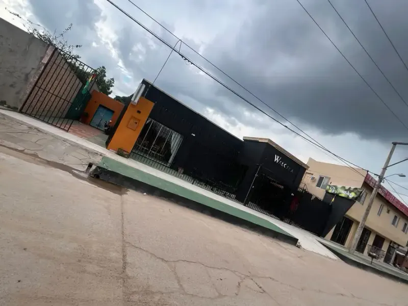 Foto 10 de Local comercial en venta sobre Av. Montecristo con 780 m² construidos
