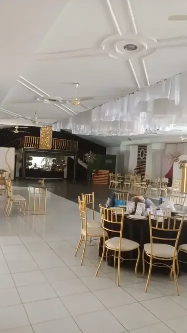 Foto 2 de Local comercial en venta sobre Av. Montecristo con 780 m² construidos