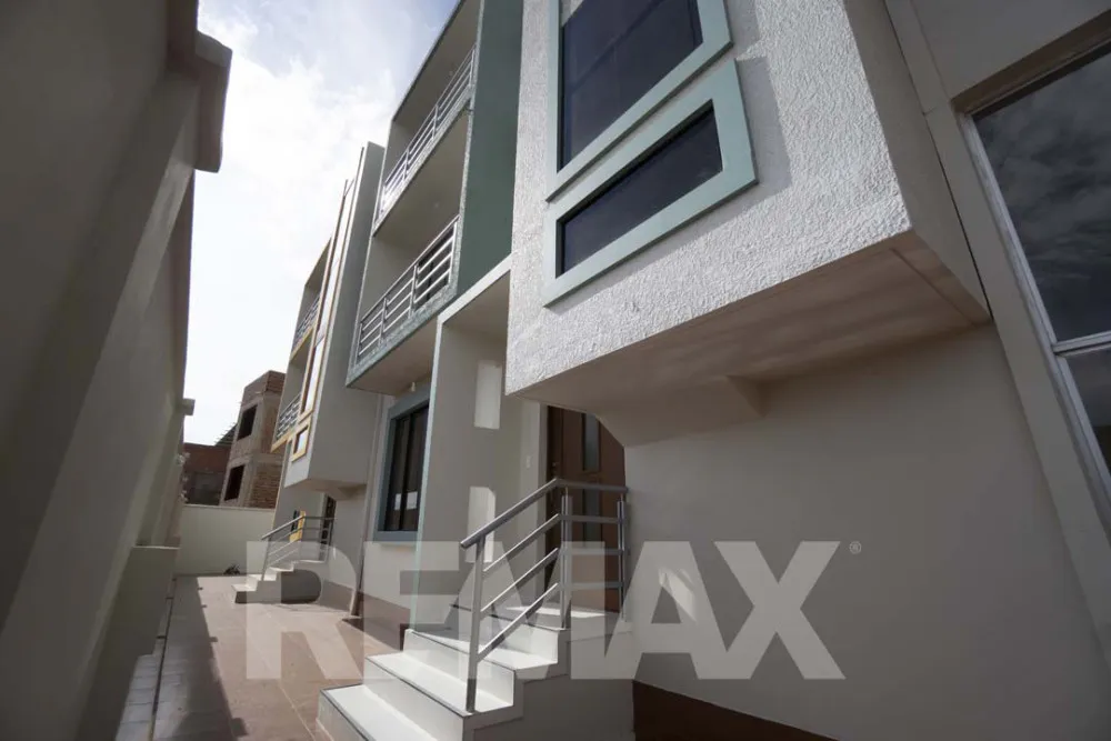 Foto 1 de Hermosa Casa en Condominio Privado “Los Jazmines” – Mesadilla Pacata