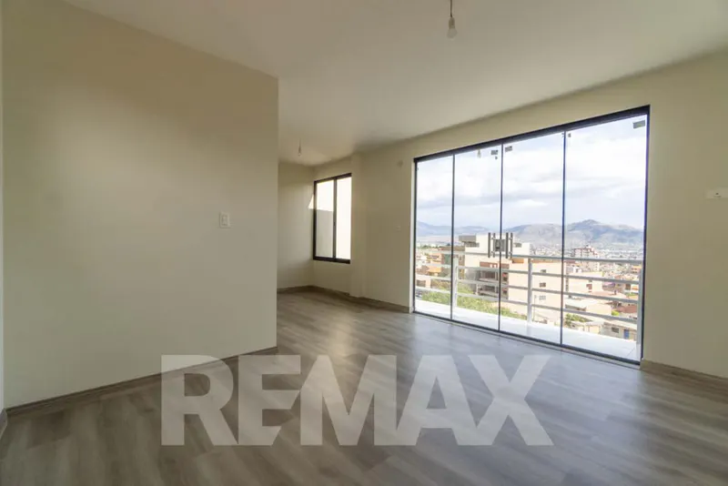 Foto 13 de Hermosa Casa en Condominio Privado “Los Jazmines” – Mesadilla Pacata