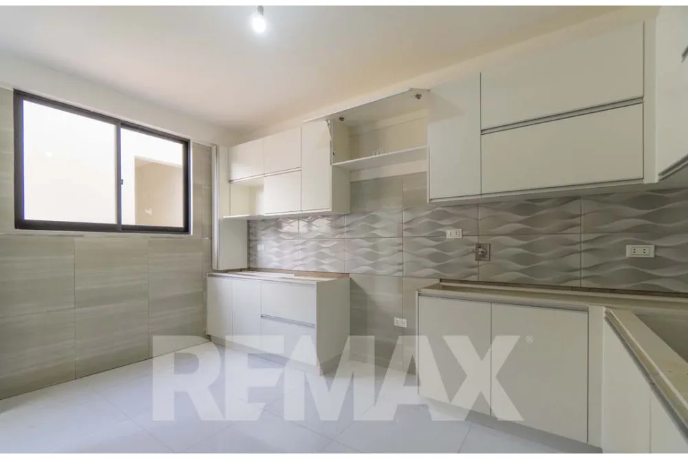 Foto 5 de Hermosa Casa en Condominio Privado “Los Jazmines” – Mesadilla Pacata