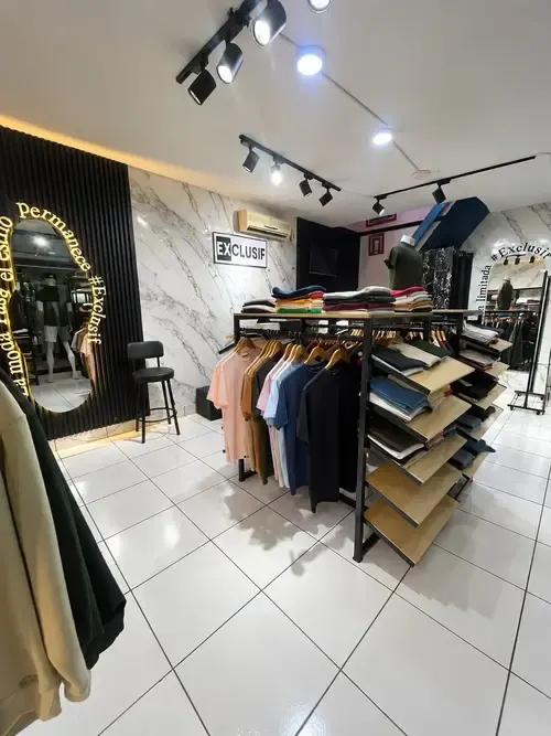Foto 8 de Local comercial en venta en el Centro Comercial Cañoto, zona de alto flujo