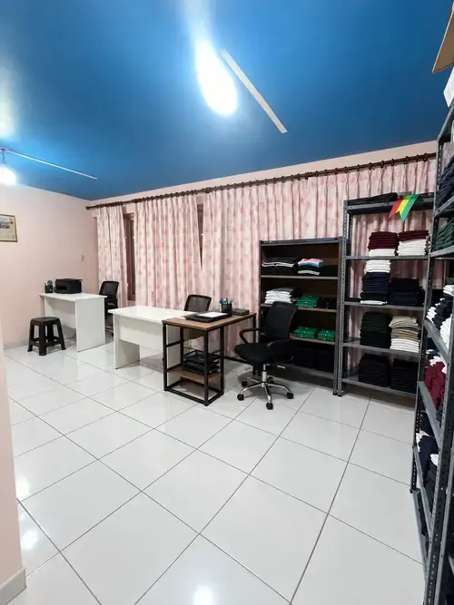 Foto 11 de Local comercial en venta en el Centro Comercial Cañoto, zona de alto flujo