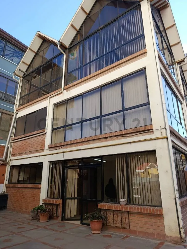 Foto 2 de Casa Comercial en Alquiler en Sopocachi | 490 M² | Bs 25.000