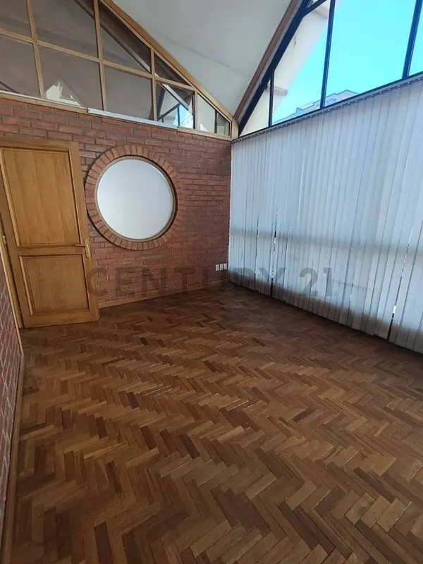 Foto 8 de Casa Comercial en Alquiler en Sopocachi | 490 M² | Bs 25.000