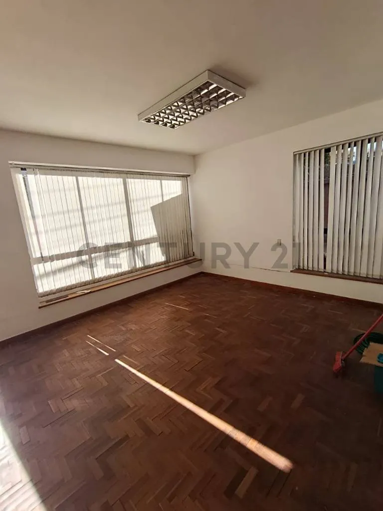 Foto 10 de Casa Comercial en Alquiler en Sopocachi | 490 M² | Bs 25.000