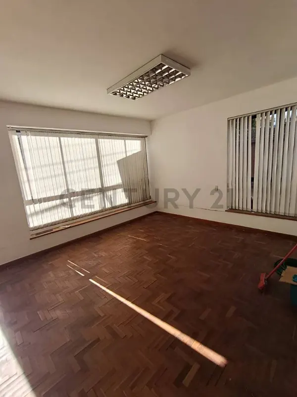 Foto 10 de Casa Comercial en Alquiler en Sopocachi | 490 M² | Bs 25.000