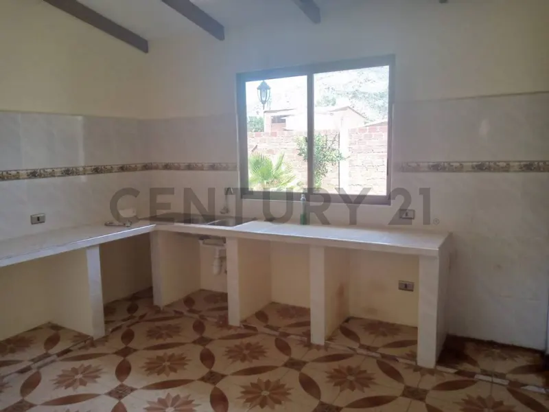 Foto 10 de Casa en Venta en Aiquile! 300 M² + Garaje para 2 Vehículos