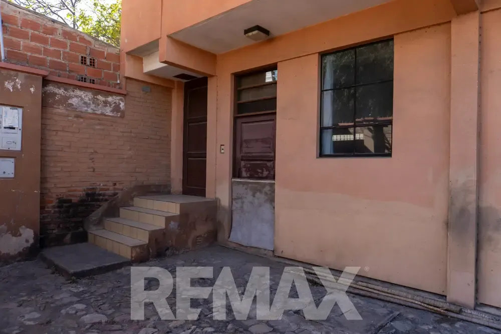 Foto 3 de Local comercial de 230 m² en alquiler sobre Av. Melchor Pérez, esquina Wiracocha