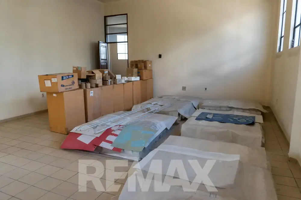 Foto 10 de Local comercial de 230 m² en alquiler sobre Av. Melchor Pérez, esquina Wiracocha