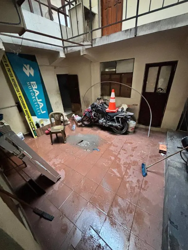 Foto 13 de Casa Comercial en Alquiler – Avenida Germán Mendoza
