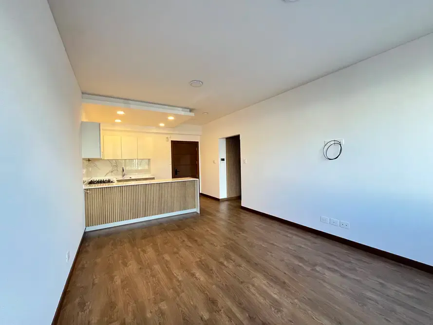 Foto 1 de En Alquiler: Moderno Departamento en Calacoto