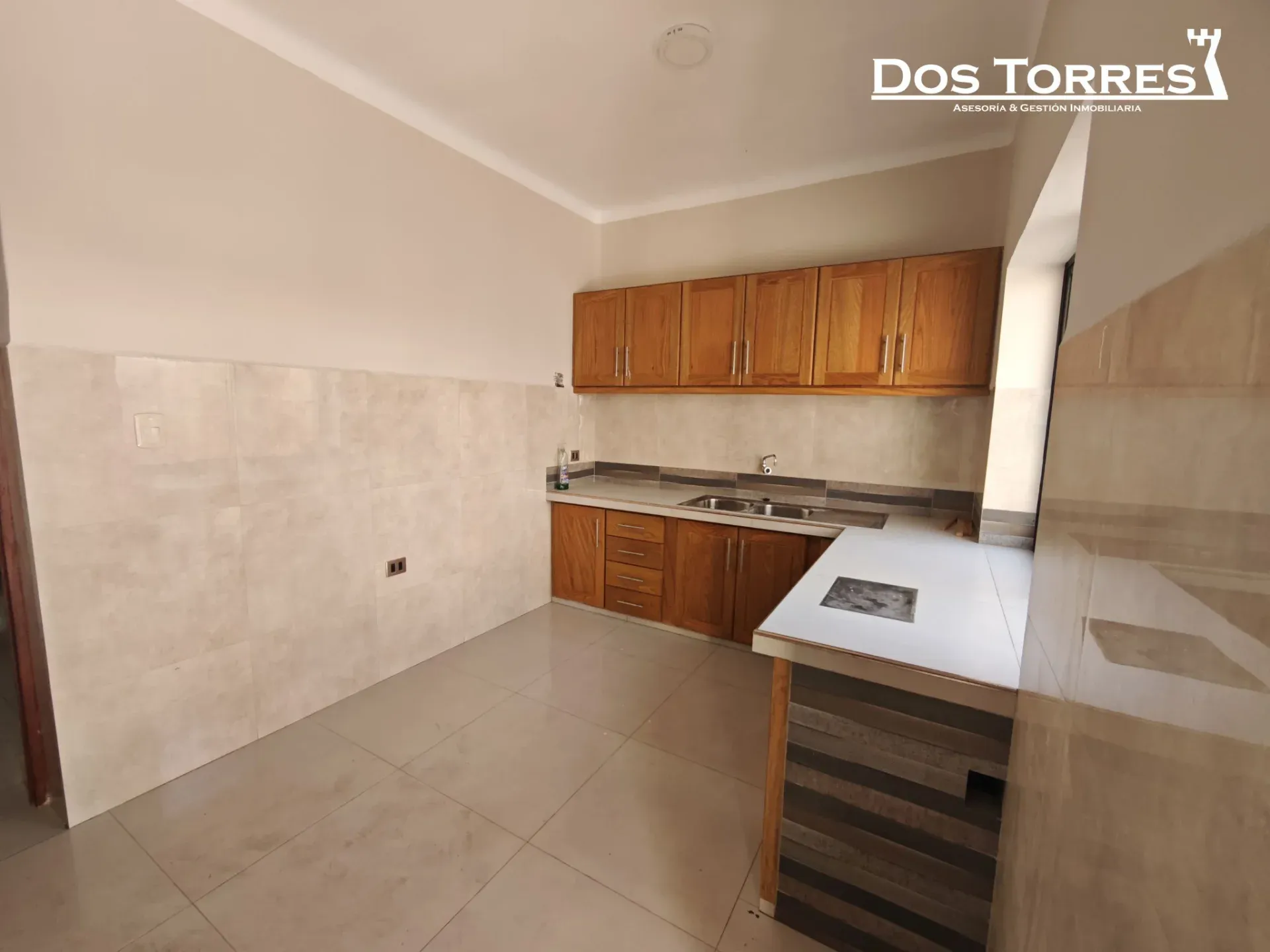 Foto 3 de Bs.-3.250 Casa En Alquiler Zona Central Próximo Umss