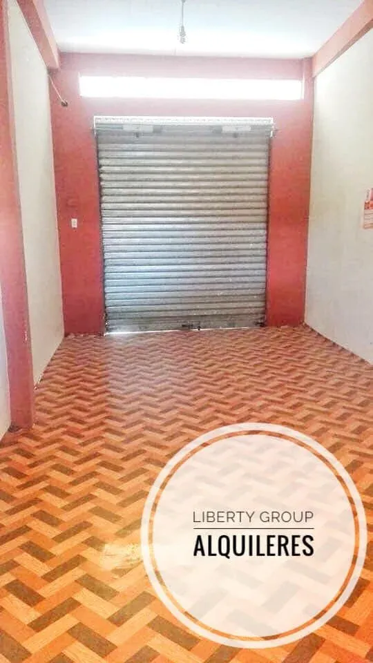 Foto 6 de Tienda independiente sobre Avenida Principal 62629205