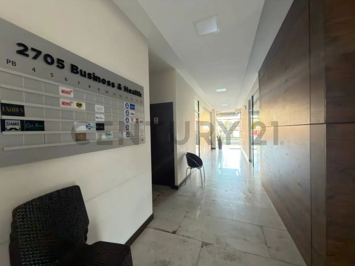 Foto 5 de Oficina en Venta | Sobre Av. Beni en Edificio Corporativo