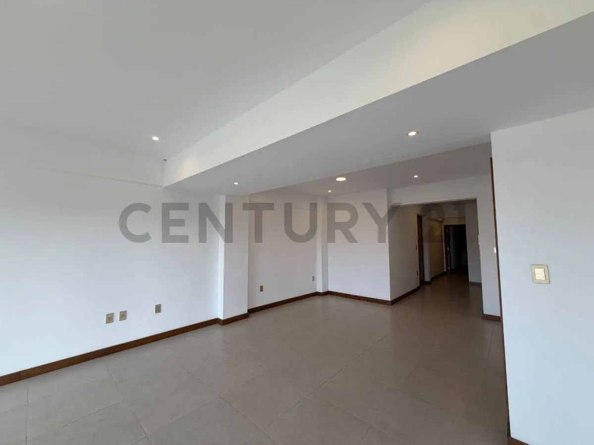 Foto 5 de Venta Departamento Edificio La Banda