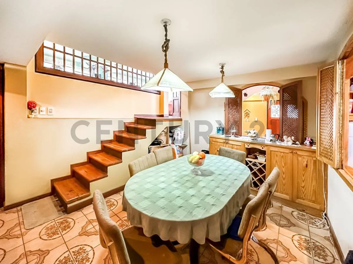 Foto 7 de En Venta Casa - Los Rosales - Achumani