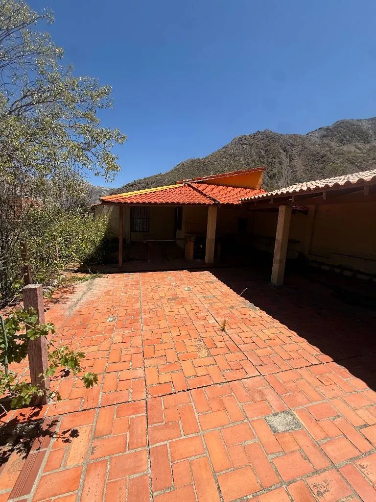 Foto 3 de En Venta Dos Terrenos - Huajchilla