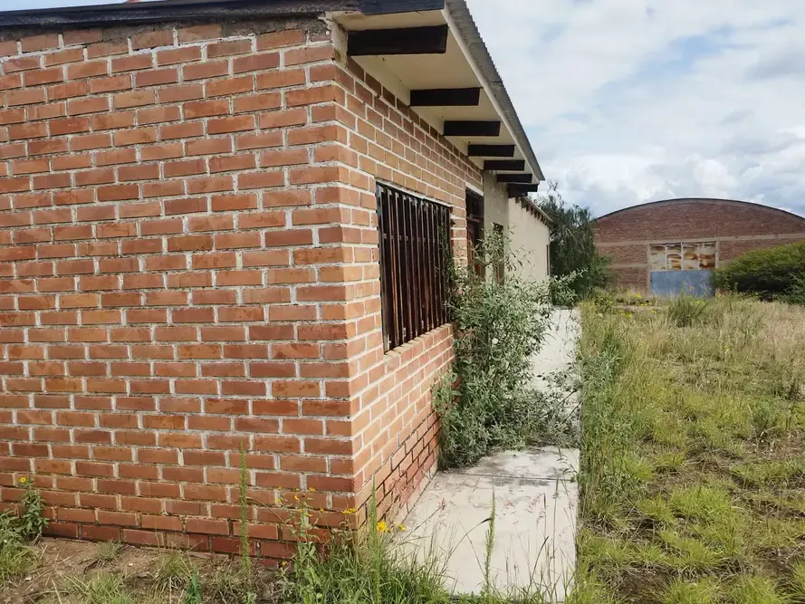 Foto 3 de Galpón y Terreno Agrícola en Venta en Cliza